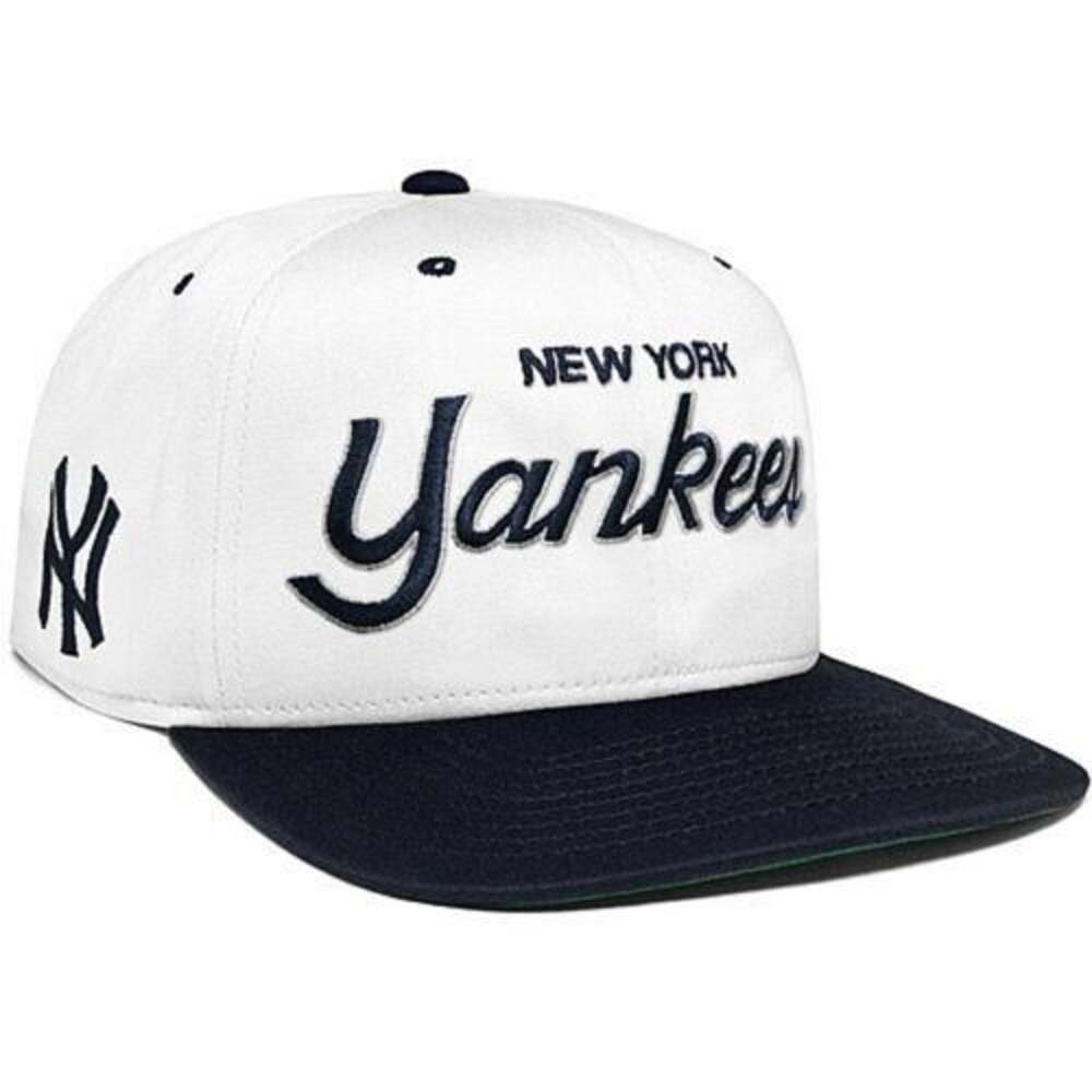 Nike Vintage Two Toned Script New York Yankees Snapback Hat / Cap